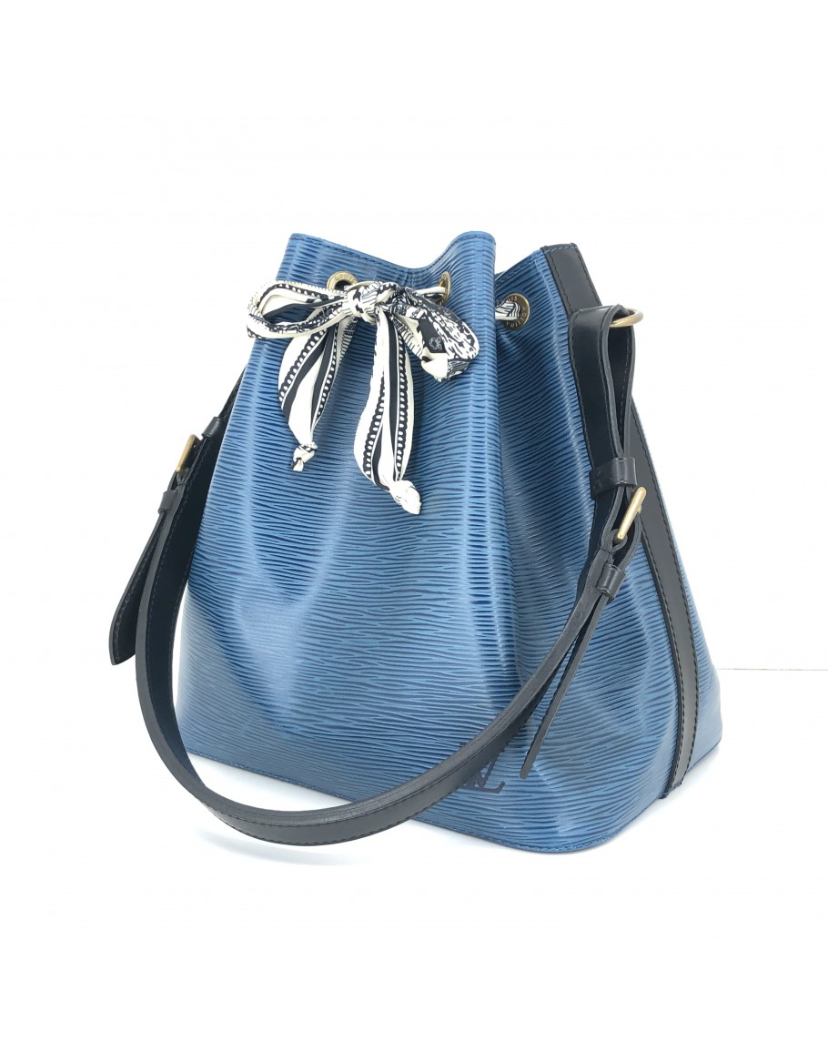 Lv drawstring bucket bag hot sale